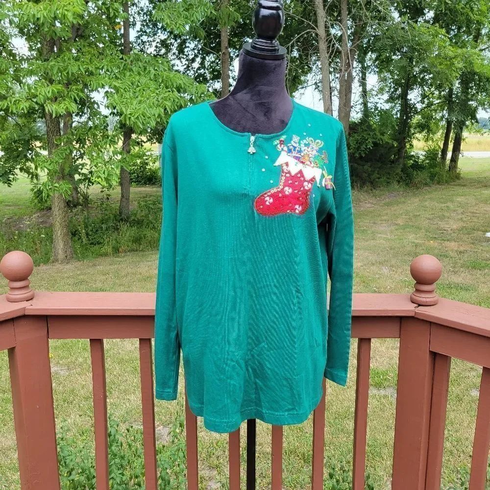 Quacker Factory Vintage Embroided Christmas Stocking Long Sleeve Top Sz Large